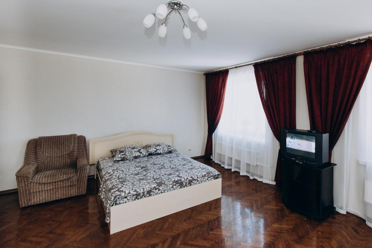 Apartment Centr neer Manufaktura on Kharkovskaya Sumy Bagian luar foto