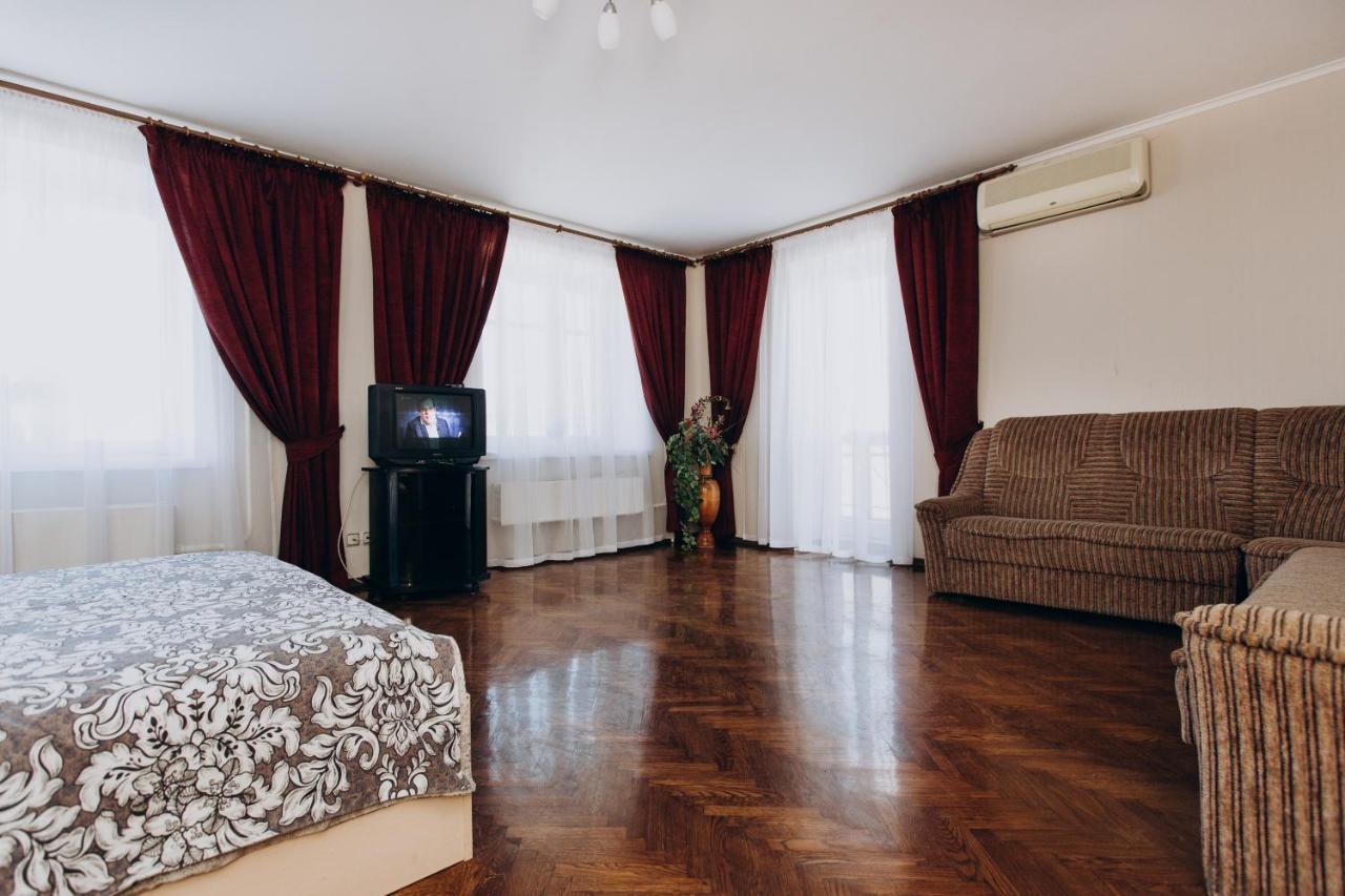 Apartment Centr neer Manufaktura on Kharkovskaya Sumy Bagian luar foto