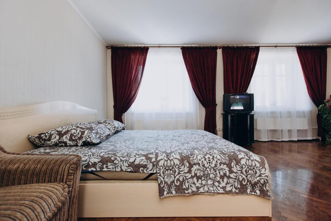 Apartment Centr neer Manufaktura on Kharkovskaya Sumy Bagian luar foto